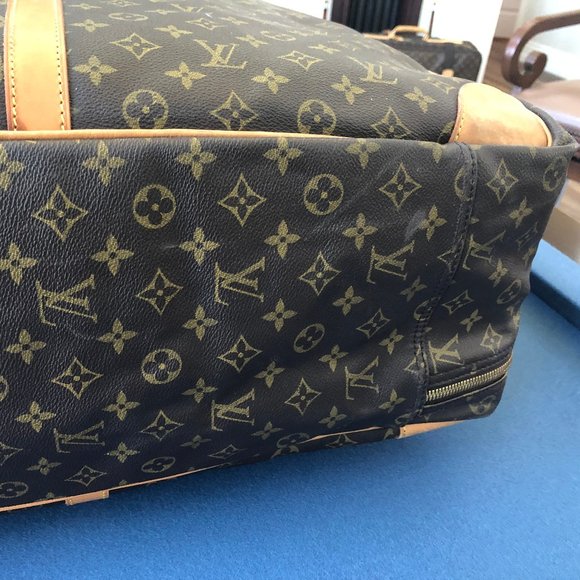 Louis Vuitton Monogram Canvas Sirius 70 single-compartment soft-sided suitcase - Picture 15 of 16